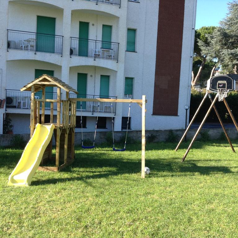 Hotel Riviera Pietra Ligure Exterior foto