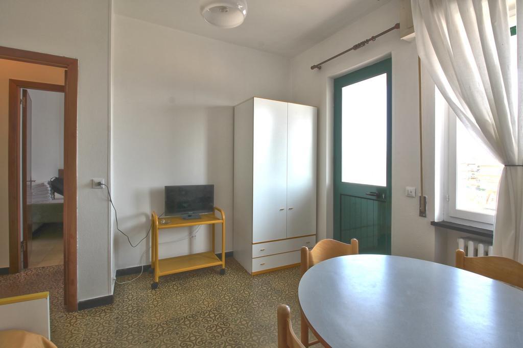 Hotel Riviera Pietra Ligure Exterior foto