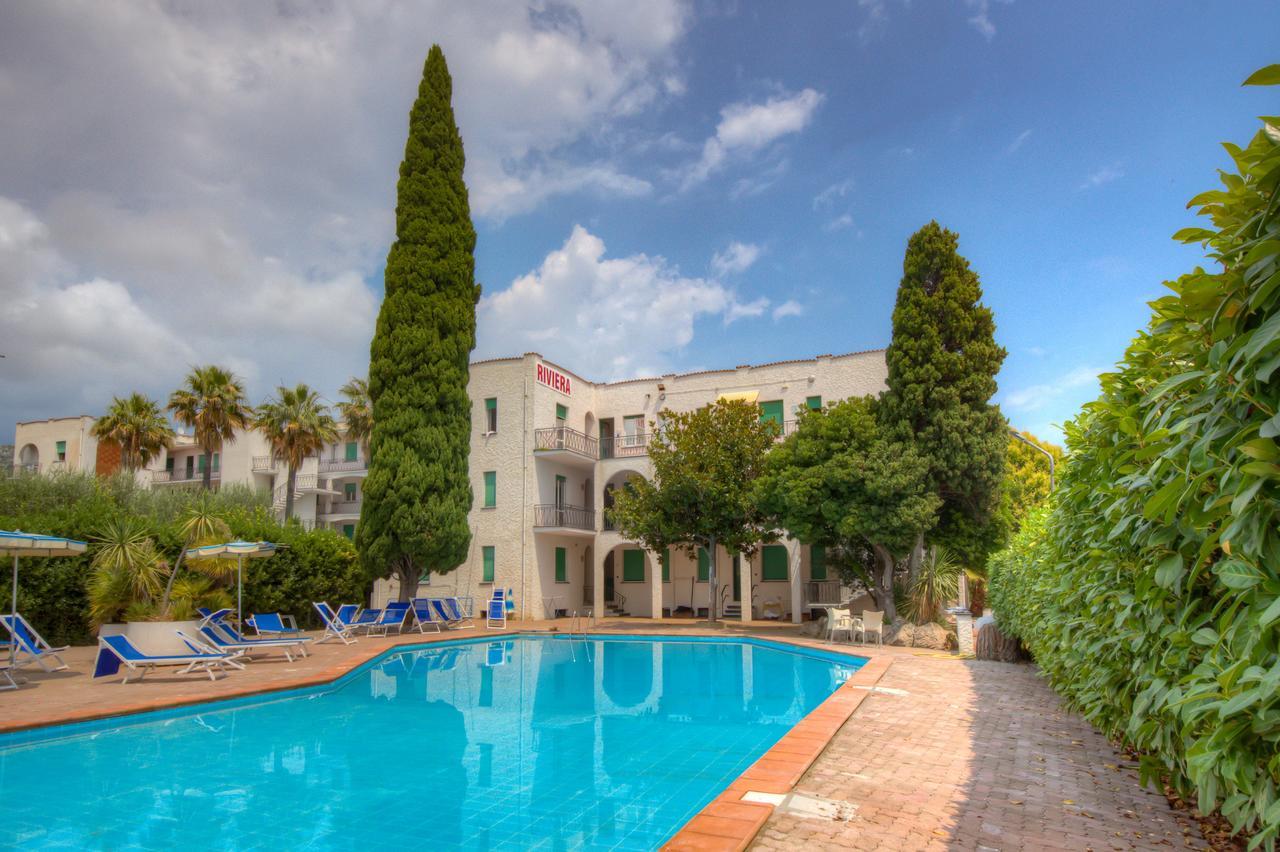 Hotel Riviera Pietra Ligure Exterior foto